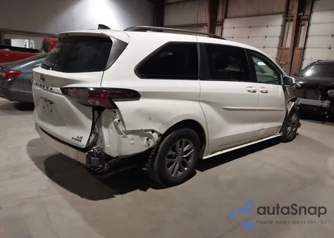 2021 Toyota Sienna Le from USA, damaged, VIN 5TDKSKFCXMS029864